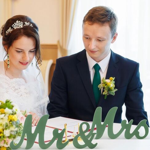 AceOrbit Sage Green 3 قطع Mr & Mrs Sign Table Decor Sweetheart Mr and Miss حروف خشبية قائمة بذاتها علامة زفاف ريفية لطاولة الزفاف لحفلات الزفاف كشك الصور الدعائم لوازم الزينة in Kuwait