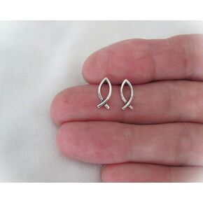 Silver 12mm Christian Fish Ichthus Post Stud Earrings For Women Crystal Fashion Jewelry. in Saudi Arabia