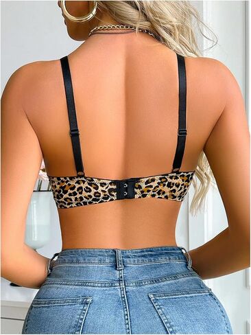 حمالة صدر نسائية من SweatyRocks بطبعة جلد الفهد رافعة للأعلى ورقبة على شكل حرف V وحزام سباغيتي بالكونيت in Saudi Arabia