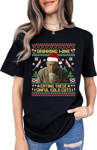 تي شيرت Ed Gein Shirt-Monster Movie تي شيرت بغطاء للرأس، شرب النبيذ وتناول هذه القطع الباردة الخاطئة، تي شيرت عيد الميلاد المضحك لفيلم الرعب، هدية قميص قبيح لعطلة عيد الميلاد in Kuwait