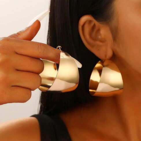 Chunky Gold Wide Hollow Round Circle Hoop Earrings for Women, Statement Large Silver Polished Earring Non Tarnish Retro Party Costume Jewelry Accessories in Saudi Arabia