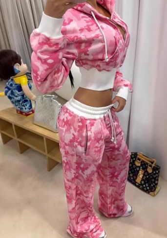 إمرأة 2 قطعة كامو جرزاية مجموعة التمويه المحاصيل زمم هوديي البلوز Y2k واسعة الساق Sweatpants المسار الدعاوى in Saudi Arabia