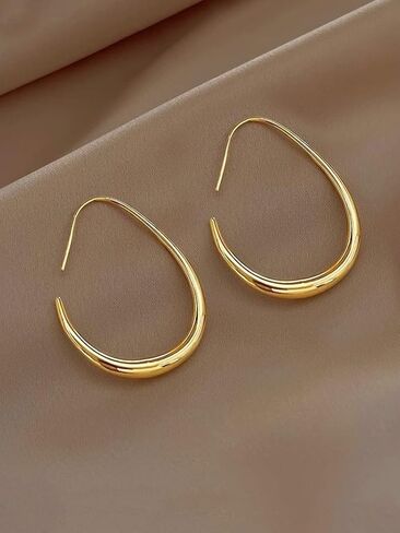 1Pair Gold Tone Hoop Earrings, Open Oval Design, Fashion Jewelry for Women, Trendy Accessories for Casual Wear, Stylish Earring for Everyday Use (Golden) in Saudi Arabia