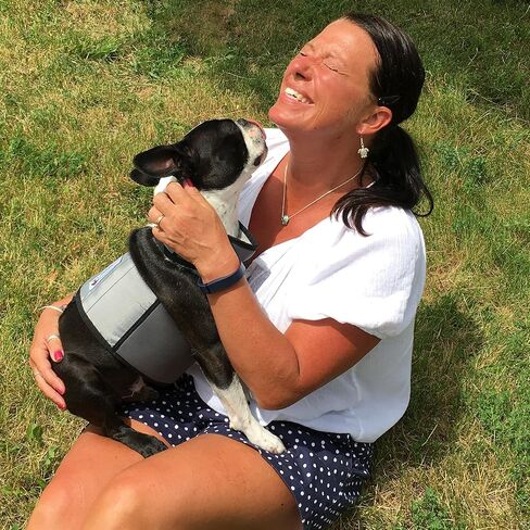 سترة تبريد وطوق تبريد للكلاب من CoolerDog - سترة ثلج للكلاب مقاس كبير (مقاس 27 بوصة إلى 34 بوصة) in Kuwait