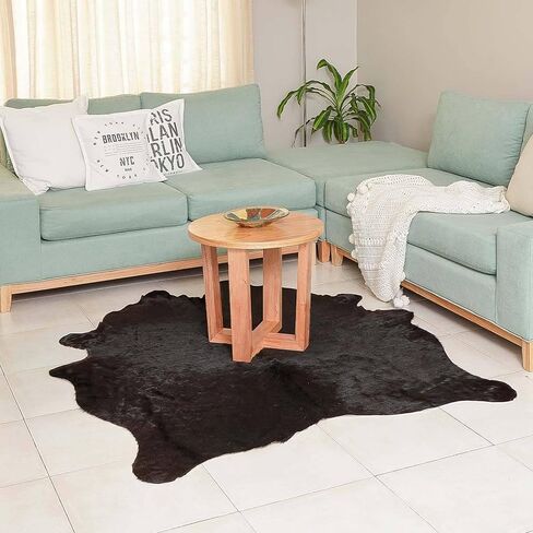 سجادة Khara Home Premium من جلد البقر الأصلي بنسبة 100% (4-5 أقدام) سجادة من الجلد الأسود الصلب منتقاة يدويًا، مريحة وفريدة ومتينة - من الأرجنتين in Saudi Arabia