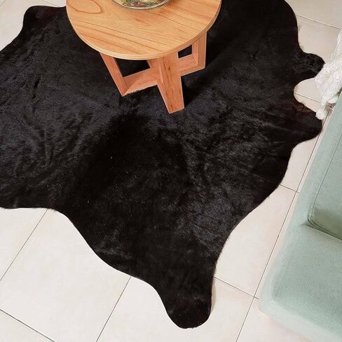 سجادة Khara Home Premium من جلد البقر الأصلي بنسبة 100% (4-5 أقدام) سجادة من الجلد الأسود الصلب منتقاة يدويًا، مريحة وفريدة ومتينة - من الأرجنتين in Saudi Arabia