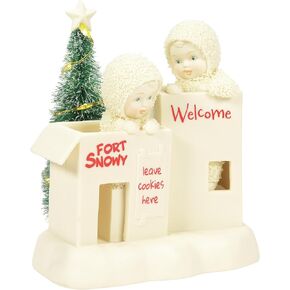 القسم 56 Snowbabes Christmas Jubilee Frosty Frolic Fort مع تمثال شجرة مضاء، 5.51 بوصة، متعدد الألوان in Kuwait