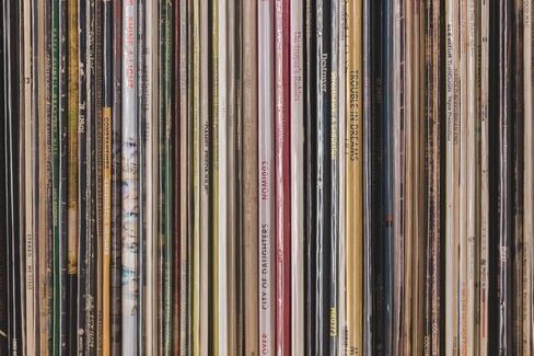 The Current Year Mystery Box REAL PLAYED Vinyl Records Music Albums Bulk Lot Randomly Chosen Vintage Original 20 LP Lot in Saudi Arabia