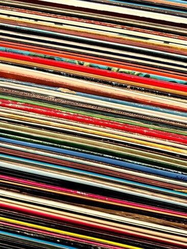 The Current Year Mystery Box REAL PLAYED Vinyl Records Music Albums Bulk Lot Randomly Chosen Vintage Original 20 LP Lot in Saudi Arabia