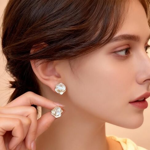 French Fashion Camellia Earrings Gold Flower Stud-earrings Women's Daily Wear Jewelry Creative Gift in Saudi Arabia