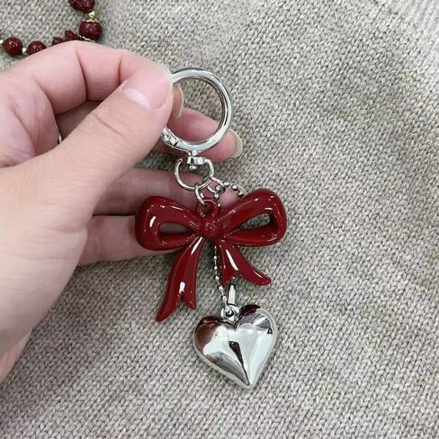 لطيف الكرتون معلقة المفاتيح السيارة العالمية Keyrings حقيبة الظهر Kawaii الزخرفية مفتاح سلسلة هدية للأصدقاء in Saudi Arabia
