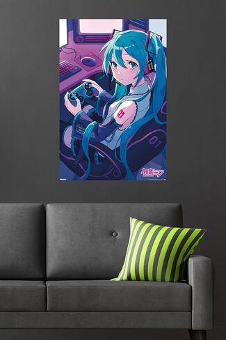 Hatsune Miku - ملصق حائط Game Night، مقاس 34 بوصة × 22.4 عرض، إصدار غير مؤطر in Kuwait