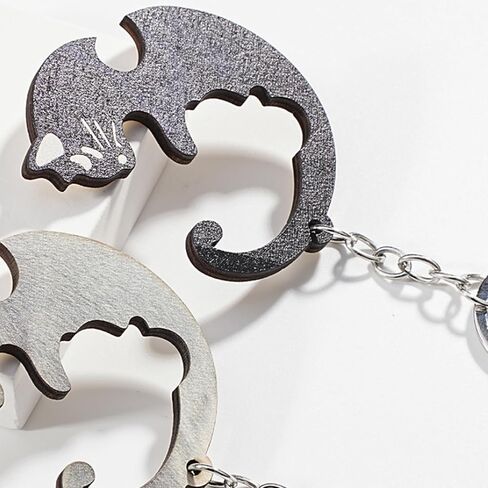 2pcs Set Cat Keychain Partner Keychain Puzzle Pendant Keychain for Couples Friendship Otter Motif Guardian Angel Keychain in Saudi Arabia