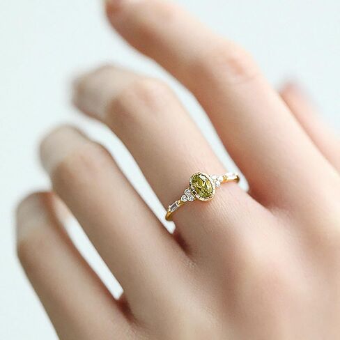Exquisite Female Rings with Oval Cubic Zirconia Golden Color Temperament Bridal Wedding Jewelry in Saudi Arabia