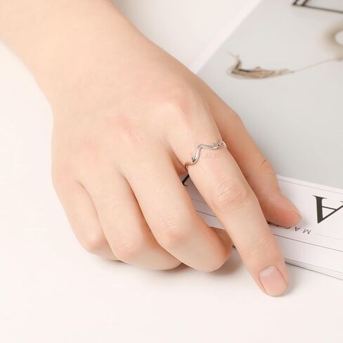 FAICAEIRI Chin Up Tits Out Boobie Ring,Personalized Confidence Rings for women, Funny Playful Tits Boobie Ring,Confidence Jewelry Gifts for Women in Saudi Arabia