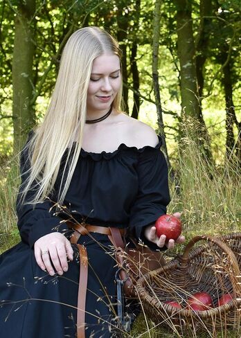 Battle-Merchant Carmen Medieval Off-Shoulder Tunic for Women, Renaissance Peasant Top 100% Cotton, for LARP & Cosplay in Saudi Arabia
