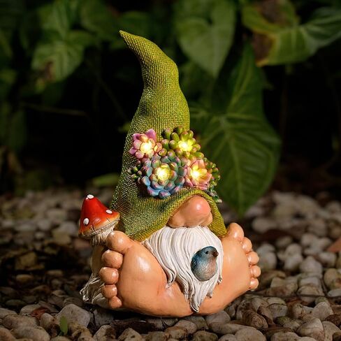 Resin Gnome تمثال في الهواء الطلق ديكور مضاد للماء الأسلحة الشمسية LED أضواء Gnome Garden Garden Sculpture Decorations for Outside Fair Patio Yard Ornament (Gnome) in Kuwait