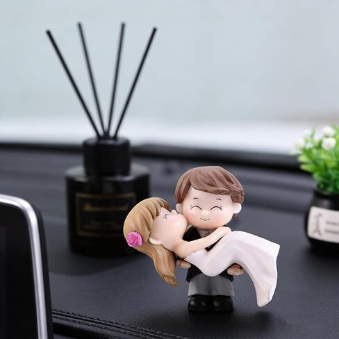 Cute Couple Car Dashboard Decorations, Romantic Couple Figurines Ornament Decor, Cute Car Accessories Valentine’s Day Gift(A) in Saudi Arabia