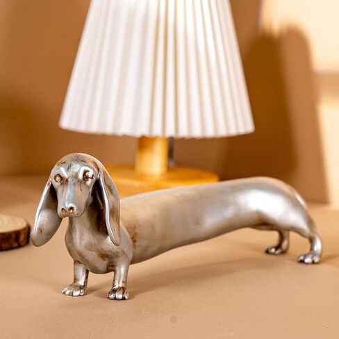 تمثال دشهند من الراتنج الصلب من تشوفي - ديكور ذهبي أنيق لسطح المكتب، هدية فريدة لمحبي الكلاب، ديكور منزلي عتيق، قطعة فنية متينة قابلة للتجميع (9.09 بوصة) in Kuwait