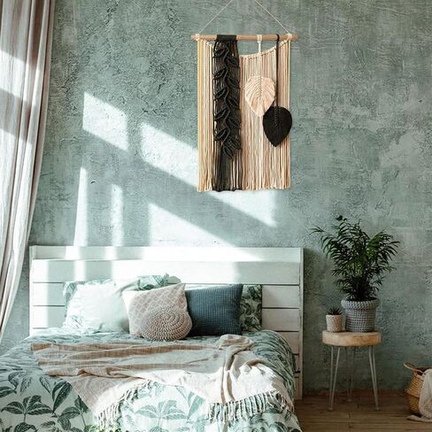 لوحة فنية للتعليق على الحائط من Macrame لديكور المنزل منسوجة بوهو، مصنوعة يدويًا من خيوط بوهو المنسوجة بشرابة بوهيمية نسيج جداري فني لديكور المنزل وغرفة النوم وغرفة المعيشة ومعرض الشقق (اللون: أسود، الحجم: 4) in Saudi Arabia