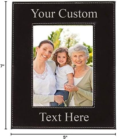 CustomGiftsNow Personalized أضف نصًا مخصصًا منقوشًا من الجلد الصناعي معلقًا/إطار صورة جماعية مخصصًا على سطح الطاولة (أسود، عمودي 5x7 بوصة) in Kuwait