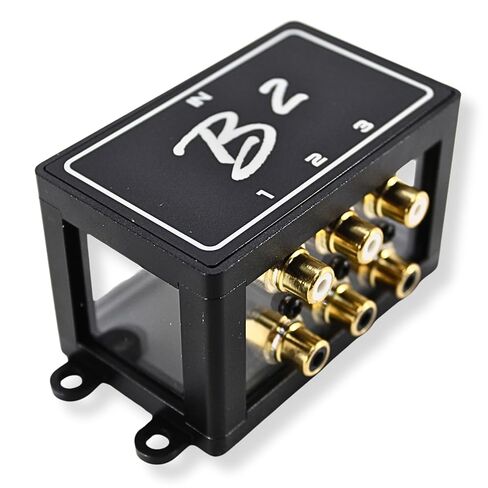 1-to-8 Pair Cockbox RCA Splitter Distribution Block in Kuwait