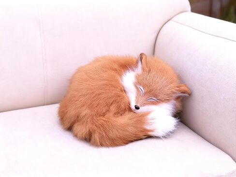 White Faux Fur Fox Figurine – Realistic Sleeping Fox Desk Ornament, Soft Plush Fur, Handcrafted Home Décor Sculpture, Durable, No Shedding, Easy to Clean, Cute Animal Gift for Home & Office (White) in Saudi Arabia