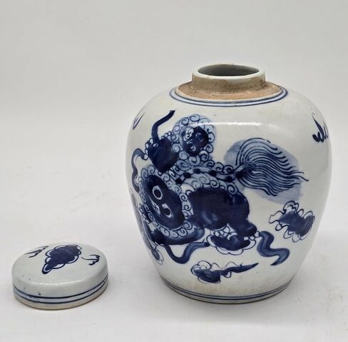 Retro Antique Like Style Blue and White Porcelain Lion Dancing Ceramic Covered Ginger Jar Vase, China Ming Style, Jingdezhen (LJ2) in Saudi Arabia