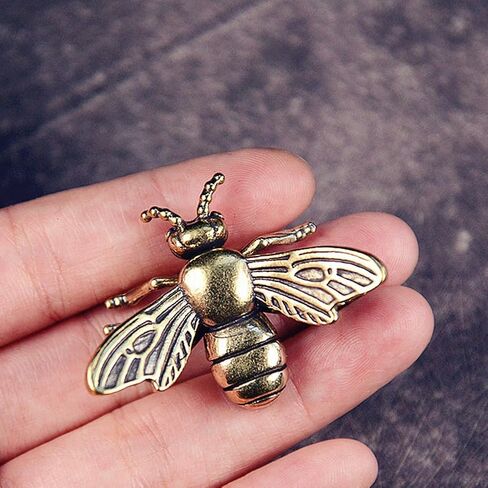 IUYYPU Set of 3 Handcrafted Vintage Brass Bee Figurines – Exquisite Gold Decor for Home & Office, Thoughtful Gift & Timeless Collectible – Ideal for Nature Lovers & Craft Projects in Saudi Arabia