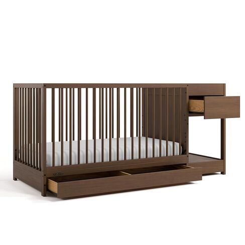 Graco Teddi 5-in-1 Crib & Changer مع Drawer (Olive)-Crib Greenguard Gold Cisted Baby Crib من الخشب ، ويتحول إلى سرير صغير وسرير نهاري وسرير كامل الحجم in Kuwait