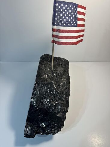 الفحم النظيف الجميل: فحم الأنثراسايت المصقول. in Kuwait