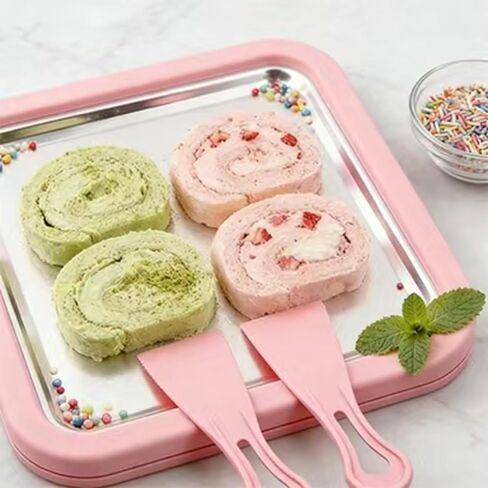 صانعة الآيس كريم الملفوفة - مجموعة صانعة الآيس كريم الملفوفة في المنزل، يمكنك بسهولة صنع لفائف الآيس كريم الخاصة بك والعصائر والزبادي المجمد وأشربة الفاكهة والجيلاتو في المنزل، مع ملعقتين. (لون القرنفل) in Kuwait