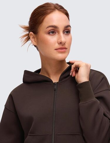 هوديس بسحاب كامل للنساء من CRZ YOGA SoftAura - قمصان رياضية كاجوال بسحاب وغطاء للرأس مع جيوب in Kuwait
