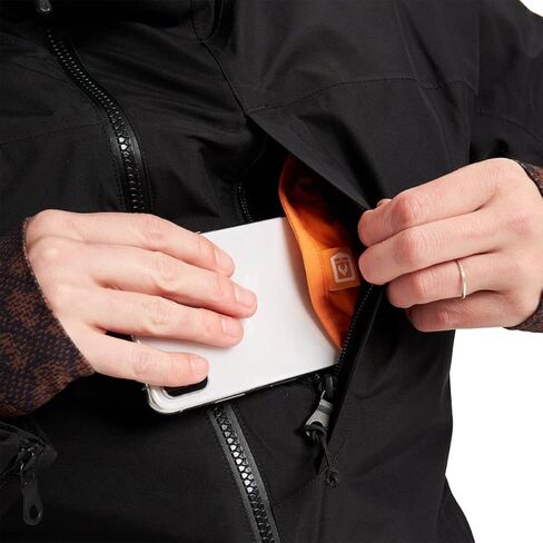 Burton Women's Gore-tex Snowboard Jacket in Saudi Arabia