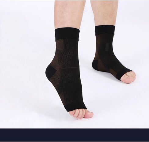 Sports Compression Socks (Pair) - Cube Pattern - Ankle Support for Running, Gym in Saudi Arabia