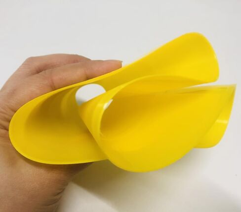 Elandy 20 قطعة قرص كرة القدم المخاريط برو القرص المخاريط تدريب كرة القدم خفة الحركة مخاريط كرة القدم الرياضية حامل المخاريط القرص للتدريب الرياضي كرة السلة، معدات ممارسة التدريب (5 ألوان) in Kuwait