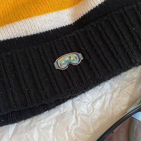 Snowboard Apparel Pins in Saudi Arabia