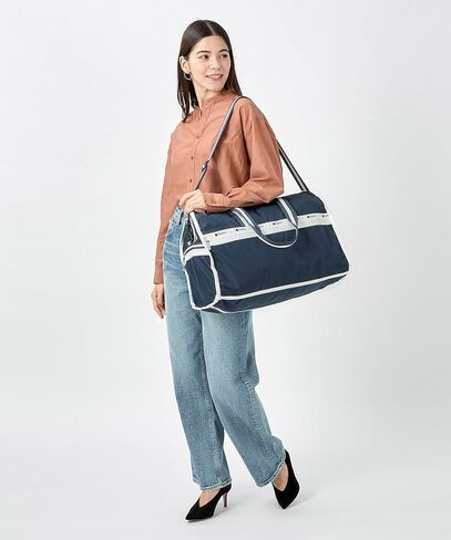 حقيبة عطلة نهاية الأسبوع الكبيرة من LeSportsac in Kuwait