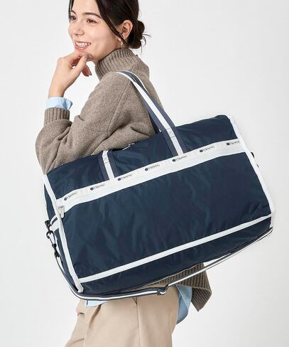 حقيبة عطلة نهاية الأسبوع الكبيرة من LeSportsac in Kuwait