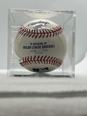 Eddie Murray Autographed Baseball (Orioles) - Ships in Baseball Cube Hall of Fame Sports COA #9001 in Saudi Arabia