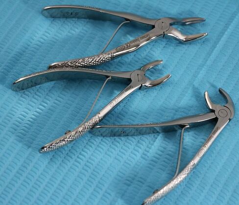 New 3 German Stainless Dental Tooth EXTRACTING Forceps Pedo NO DEFF DEFB DEFH in Saudi Arabia