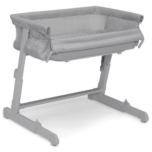 Delta Children - Babygap Whisper Bedside Bassinet ، Oatmeal in Saudi Arabia