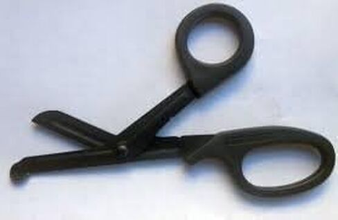 Black Tactical Trauma Shears by Elite First Aid in Saudi Arabia