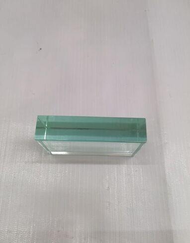 Rectangular Glass Slab (75 x 50 x 18 mm) Ideal for Optical Experiments for School & College Labs in Kuwait