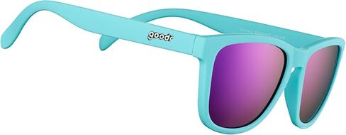 Goodr the Mod One Out Cateye White Cateye Sungasses ، متوسطة الحجم (pop g) in Kuwait