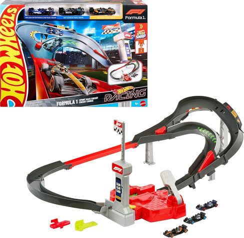 مجموعة مسار سيارة Hot Wheels ، 3 مركبات فورمولا 1 مموفة في 1:64 مقياس: McLaren F1 Team ، Alpine & VCARB ، حلبة سباق العدو (قد تختلف الفرق) in Saudi Arabia