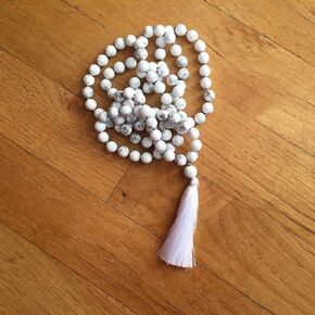 Howlite Original Chain 8 mm for Meditation, Protection, Necklace for Unisex