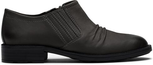 Clarks Womens Adalynn Ezra in Saudi Arabia