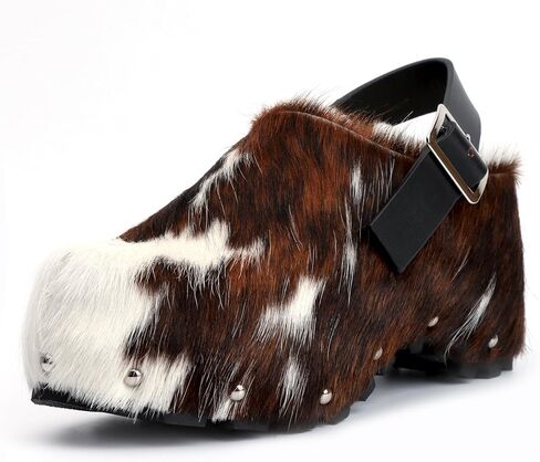 قباقيب نسائية طويلة من شعر العجل من XOBZJH مع بطانة من الصوف سهلة الارتداء وقباقيب وحزام كاحل جلدي قابل للتعديل مع إبزيم من الفرو in Kuwait