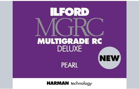 ورق فاخر من Ilford MULTIGRADE RC (لؤلؤي، 5 × 7، 25 ورقة) مع قطعة قماش للتنظيف من الألياف الدقيقة in Saudi Arabia